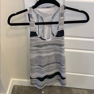 Black n white zebra lulu top